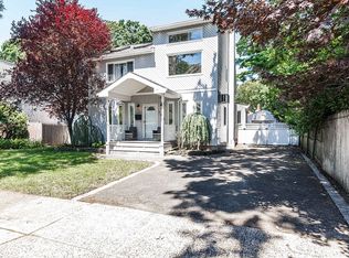 1915 Elsie Ave, Merrick, NY 11566