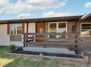 4714 NW Ridgecrest Dr, Lawton, OK 73505