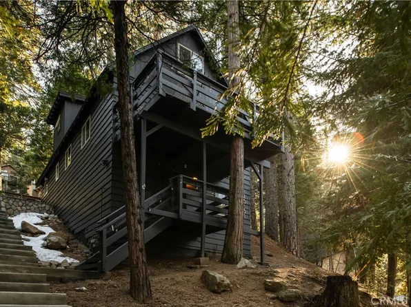 26151 Lake Forest Dr, Twin Peaks, CA 92391