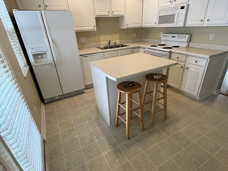 24 Sidney Marie Ct — Photo 4