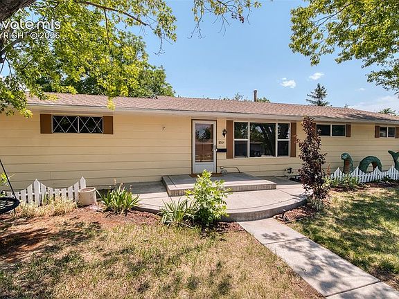 3rd image of 8584 E Briarwood Pl