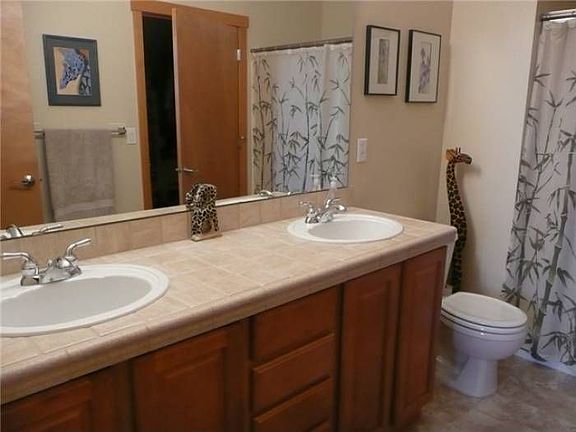 5th image of 1855 Trossachs Blvd SE Unit 2802