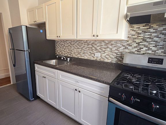 2nd image of 55 W 180th St APT E5