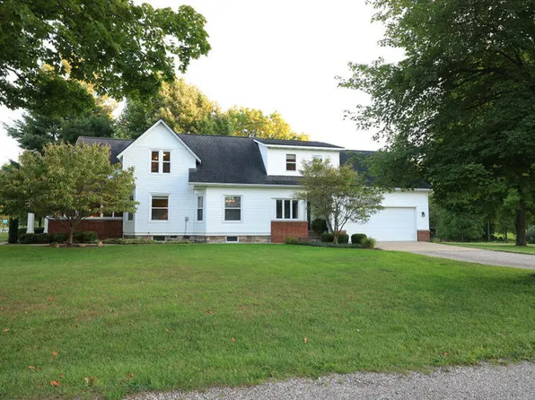 4418 64th St, Holland, MI 49423