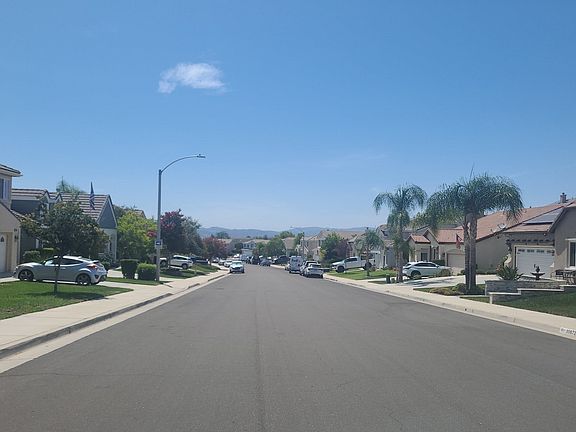 4th image of 30684 Carousel Ln