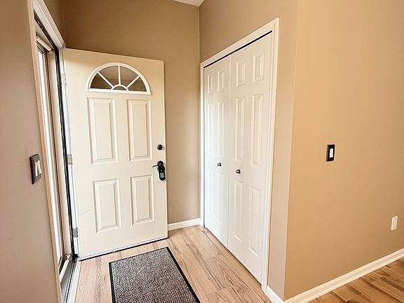 3rd image of 4029 Cornerstone Dr