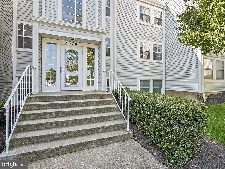 8375 Montgomery Run Rd #F — Photo 3