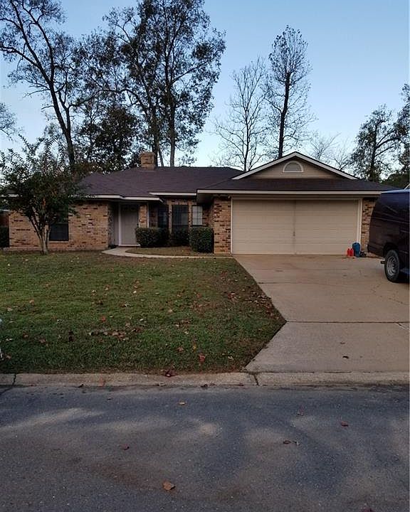 1st image of 8610 Woodlake Dr