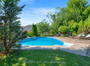 1098 Keswick Ct N, Oshawa, ON L1K2V2