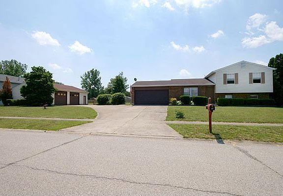 2nd image of 687 Bluebird Ln