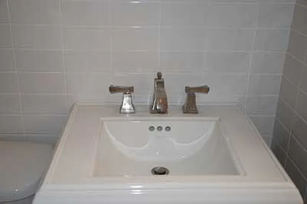 Rented by Buchbinder & Warren | media 5