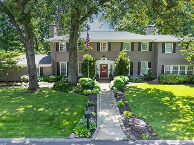 13 Berkshire Dr, Saint Louis, MO, 63117