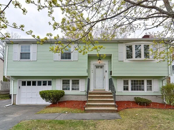 194 Bonham Rd, Dedham, MA 02026