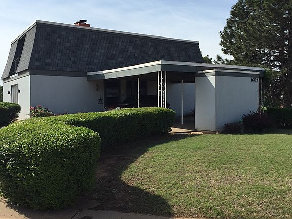 Streetview of Carport
