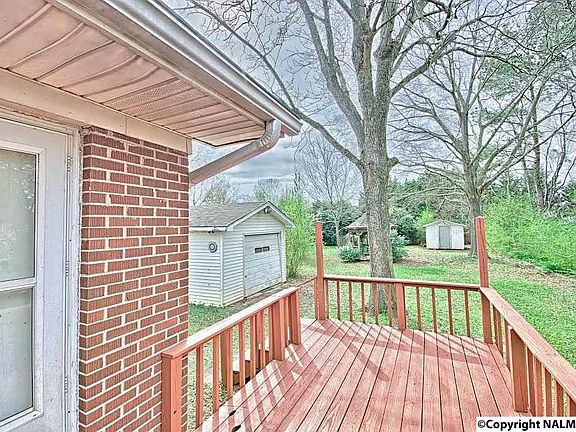3rd image of 210 Monte Vista Dr