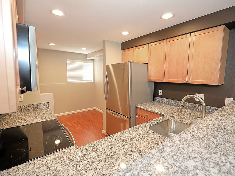 26209 116th Ave SE #B102 — Photo 2