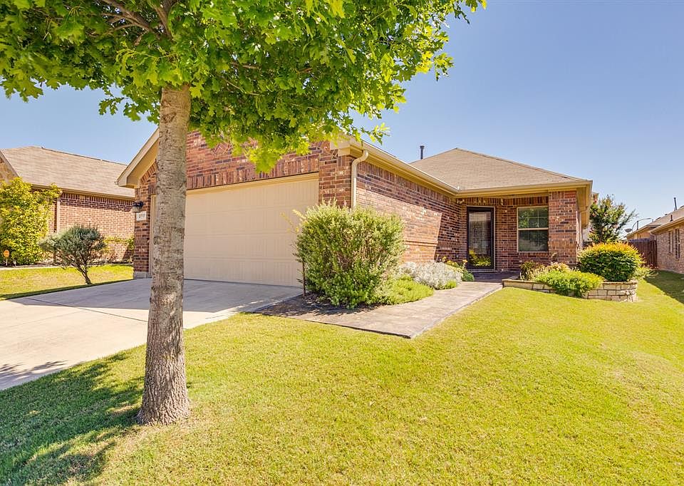1st image of 2717 Houston Wood Dr