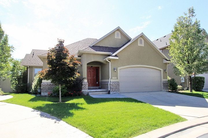 1st image of 908 E Montana Vista Ln