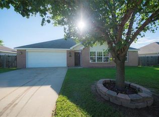 20755 Highland Dr #1062, Springdale, AR 72764