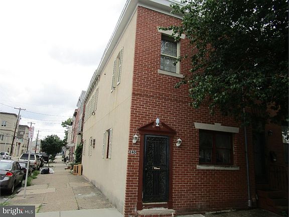 2nd image of 2401 E Dauphin St