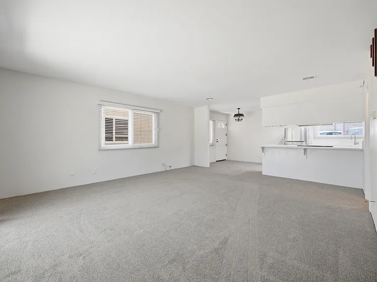 4339 Mentone St — Photo 26