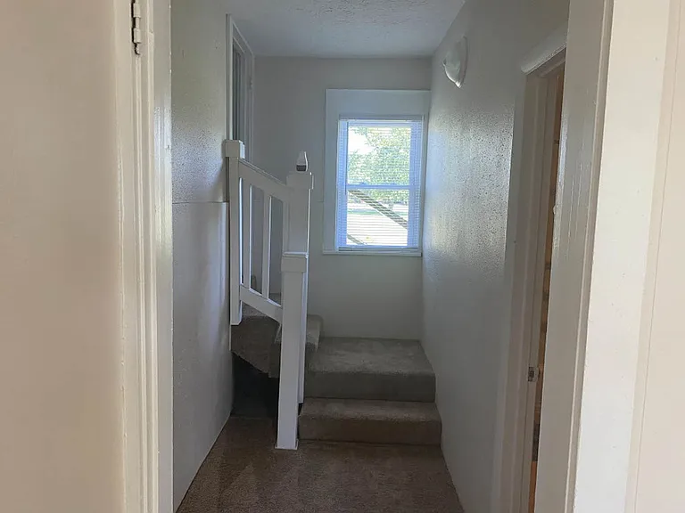 1412 N Champaign St — Photo 28