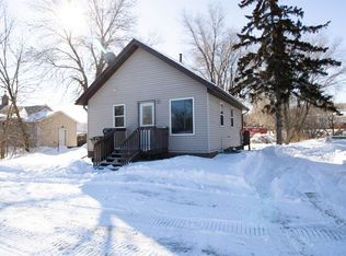 810 Burdick Expy E, Minot, ND 58701