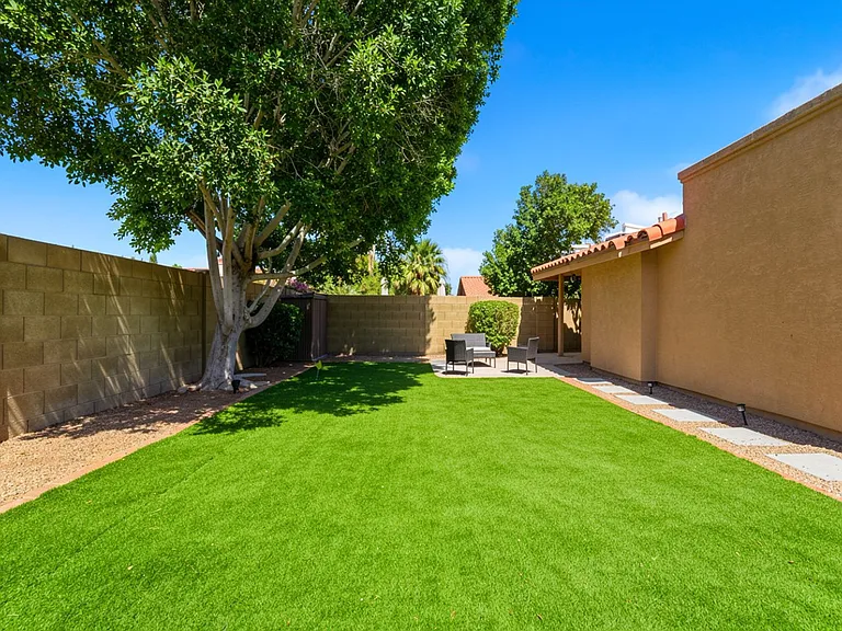 5924 E Aire Libre Ln — Photo 36
