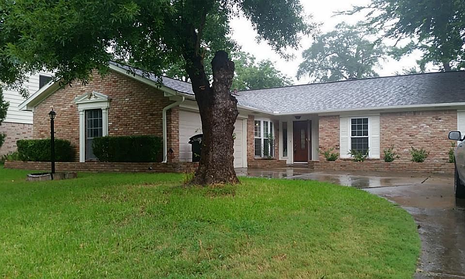 1st image of 7423 Tall Pines Dr