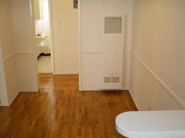 1517 S Bedford St #1 — Photo 5