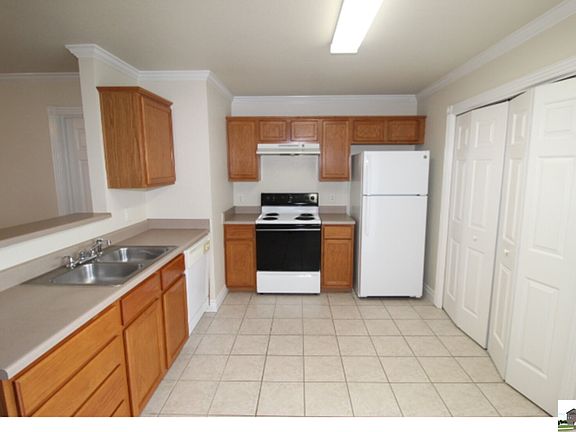 5th image of 402 Bowden Ave APT C