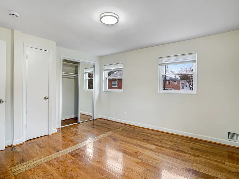 3113 S Fox St — Photo 11