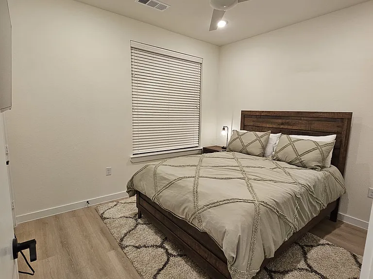 719 E Locust St #3111 — Photo 7