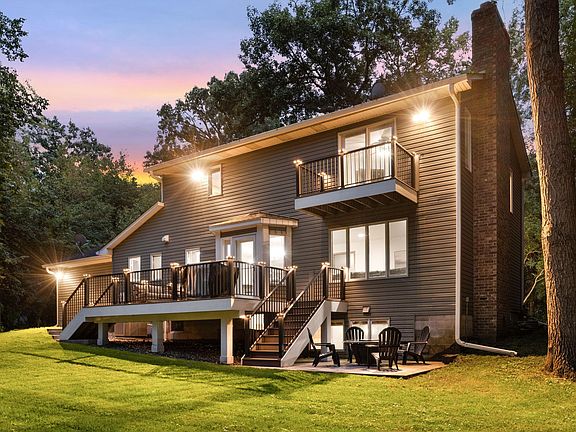 2nd image of 13080 Forestview Cir N