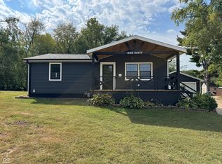 930 Sunset Dr, Covington, IN