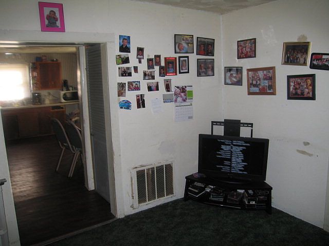2nd image of 1007 N Edgar St