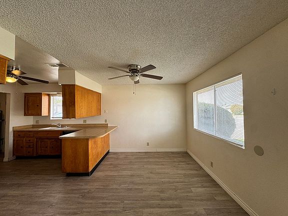 3rd image of 2501 Bea Ct #A