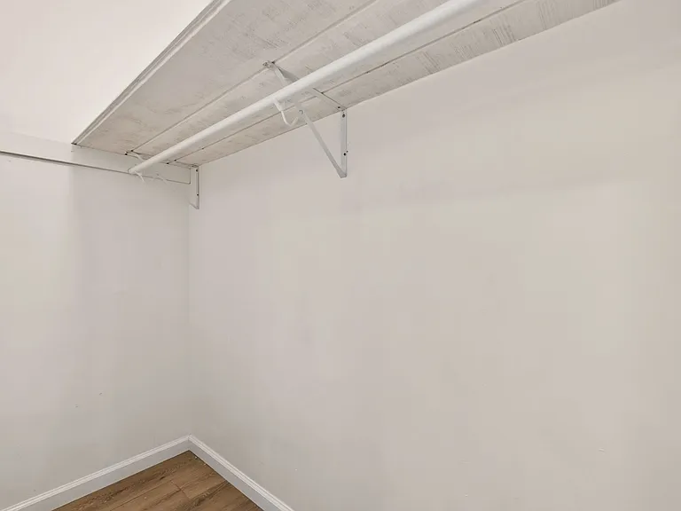 2136 Sara Ashley Way — Photo 11