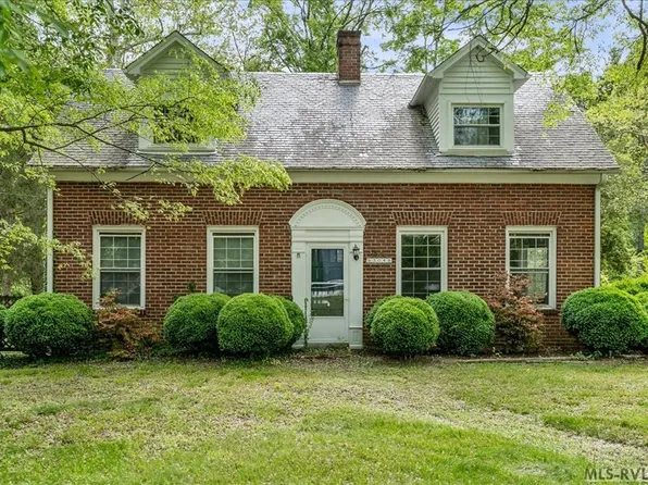 304 Church St, Alberta, VA 23821