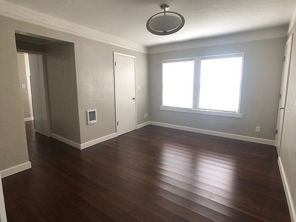 3rd image of 1335 Mariposa St #4
