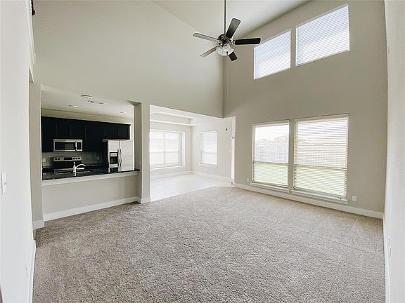 3rd image of 3912 Trenton Pl