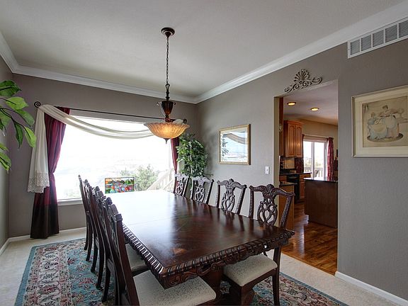 5th image of 11705 Crow Hill Dr