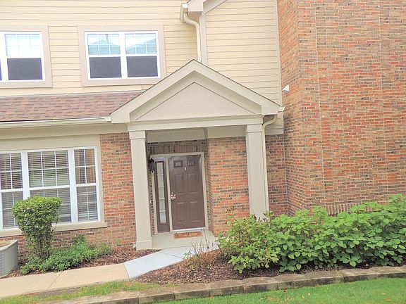 2nd image of 583 Saddlebrook Ln