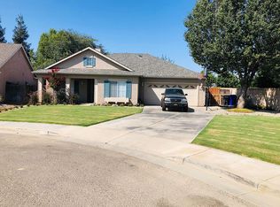 1115 Joy Ct, Exeter, CA 93221