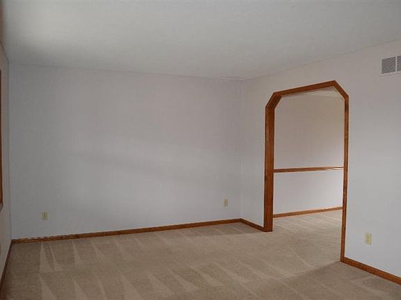 4th image of 7291 Krach Ct