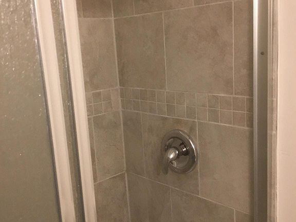 5th image of 883 Windermere Ave Floor 1