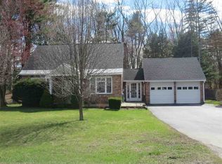 2412 Curry Rd, Schenectady, NY 12303