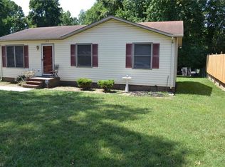 1610 Rainbow Dr, Greensboro, NC 27403
