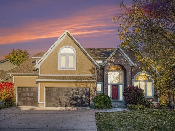 11308 W 143rd Ter, Overland Park, KS 66221