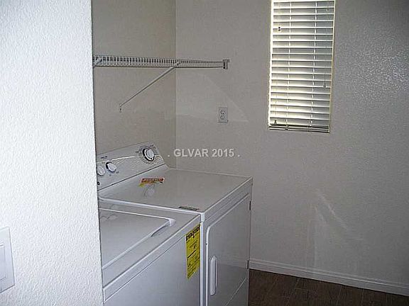 5th image of 6458 Holyrod Park Ct